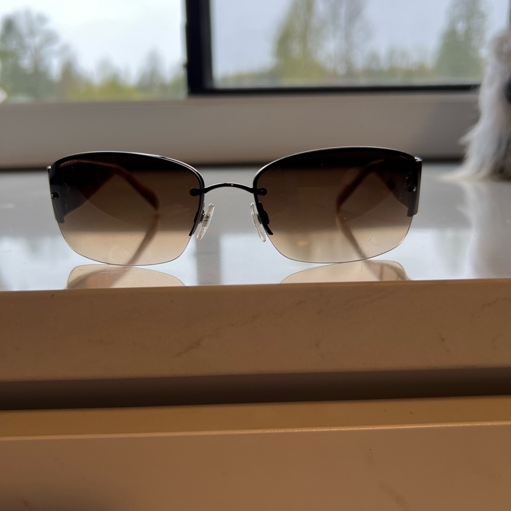 💯 Chanel Sunglasses with Swarovski Crystals